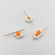 Egg Needle Minder