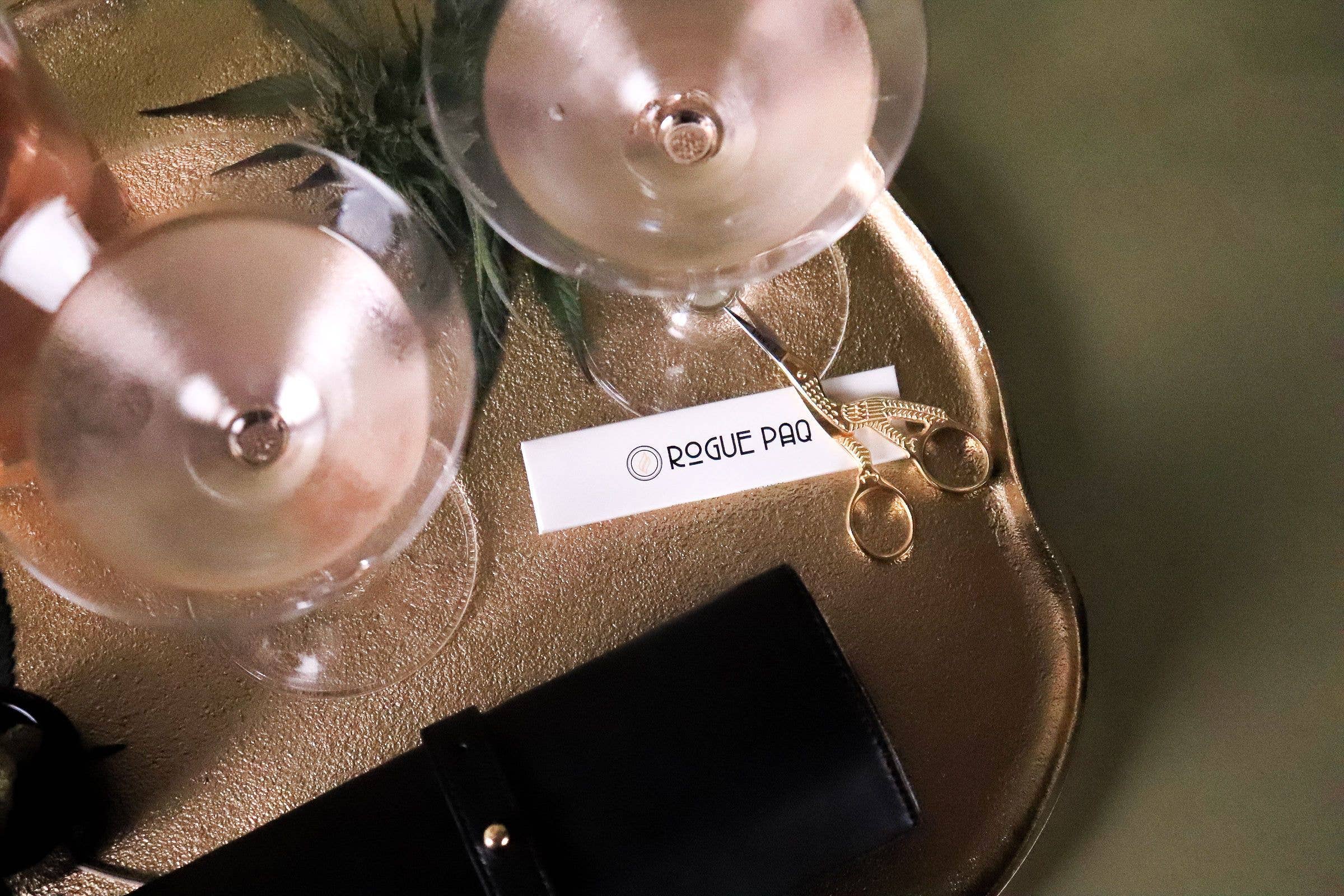 Gold-Tone Crane Scissors 3.5"