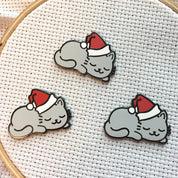 Sleepy Christmas Kitty Needle Minder