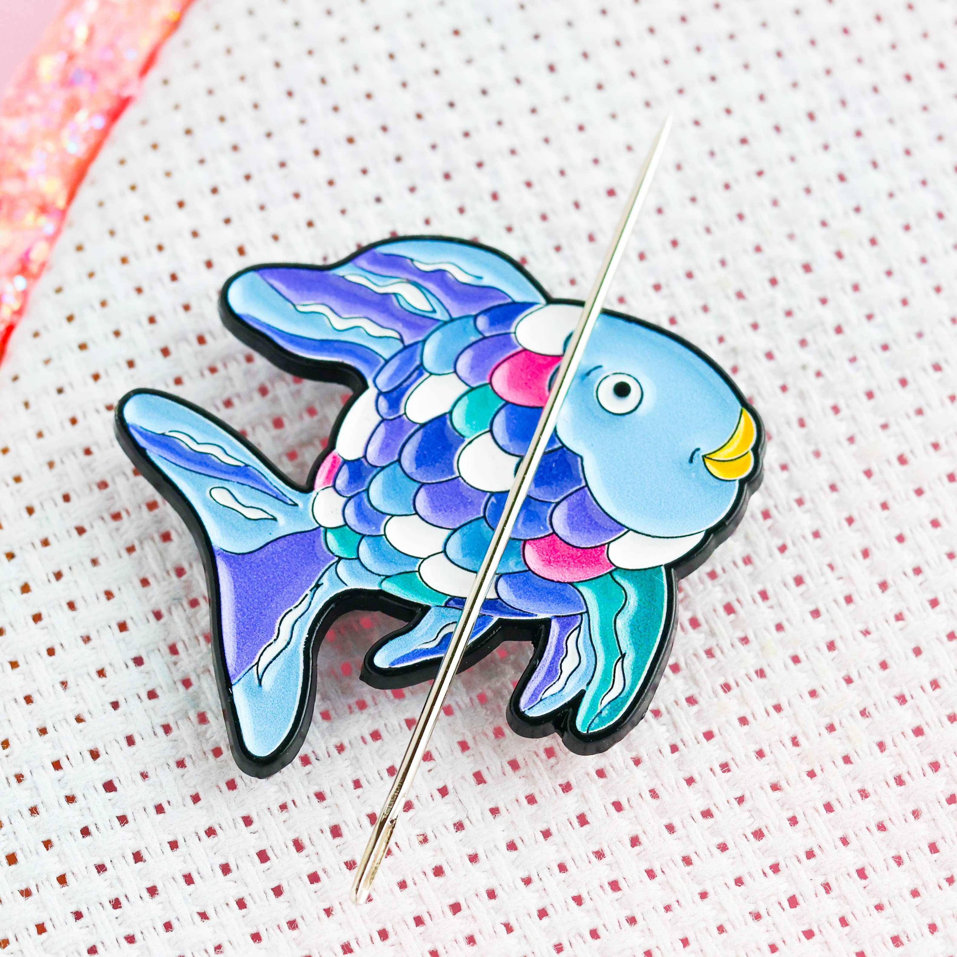 Rainbow Fish Needle Minder