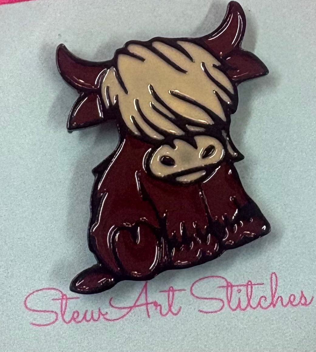 Highland Cow Needle Minder