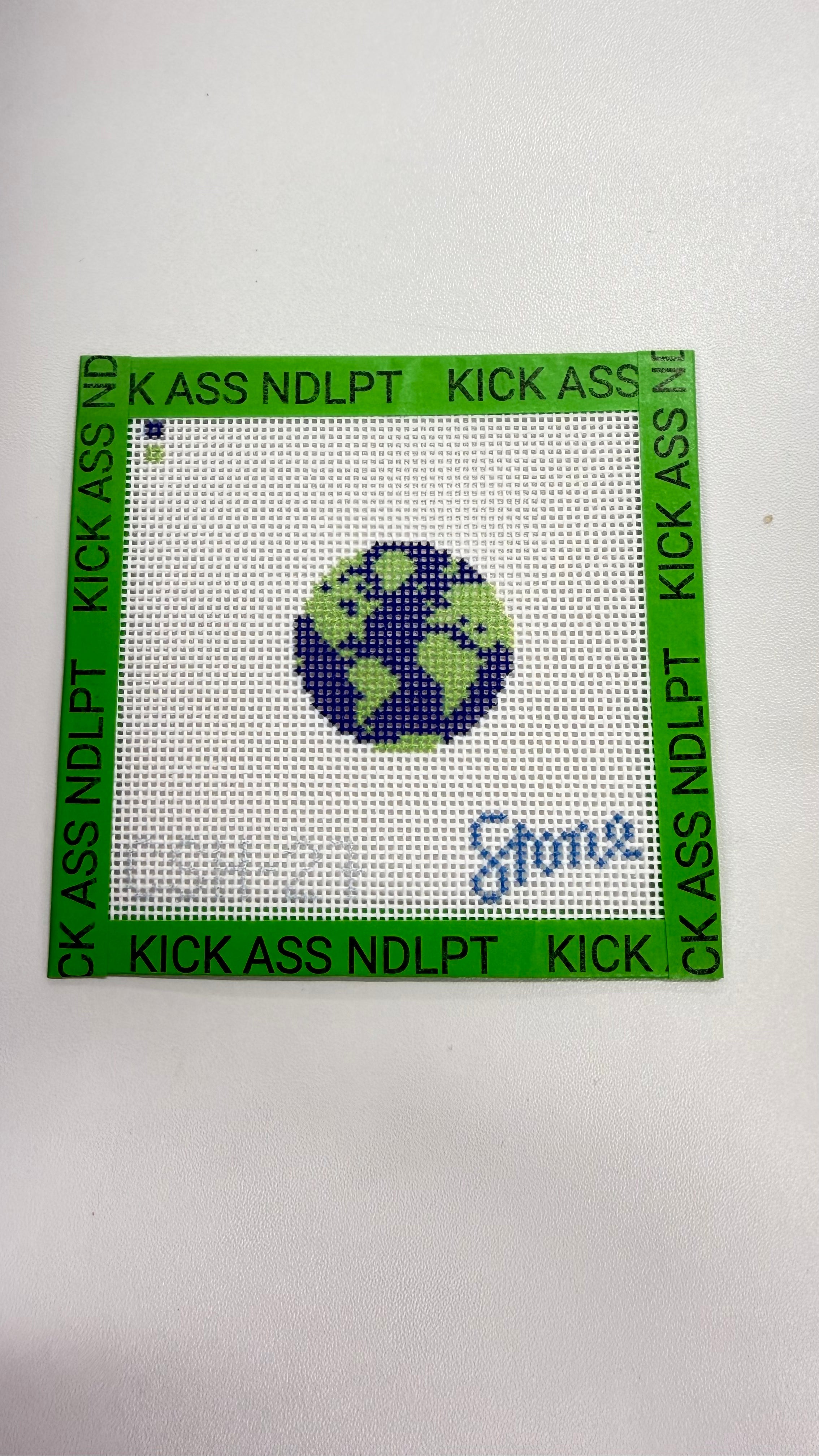 Globe Mini Canvas