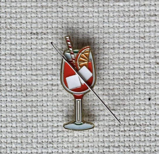 Cocktail Needle Minder