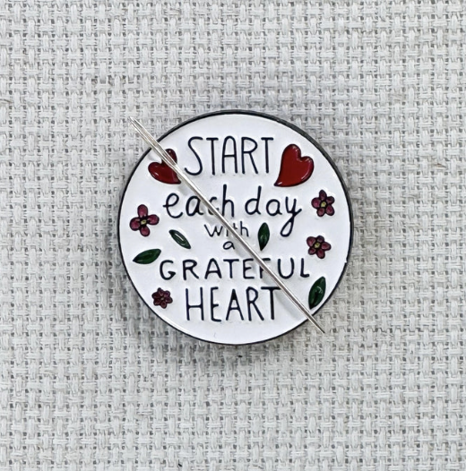 Grateful Heart Needle Minder