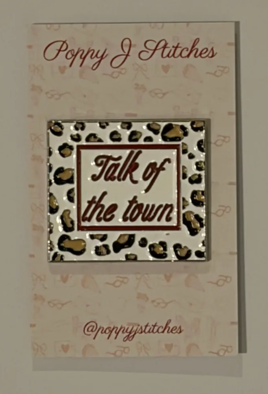 Talk of the Town Needle Minder